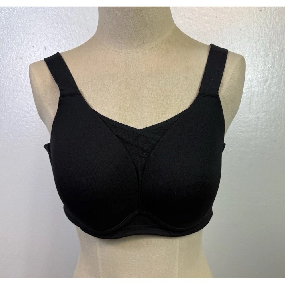 Livi Active Sports Bra Size 40D Molded No Wire Solid Black Wireless Lane Bryant